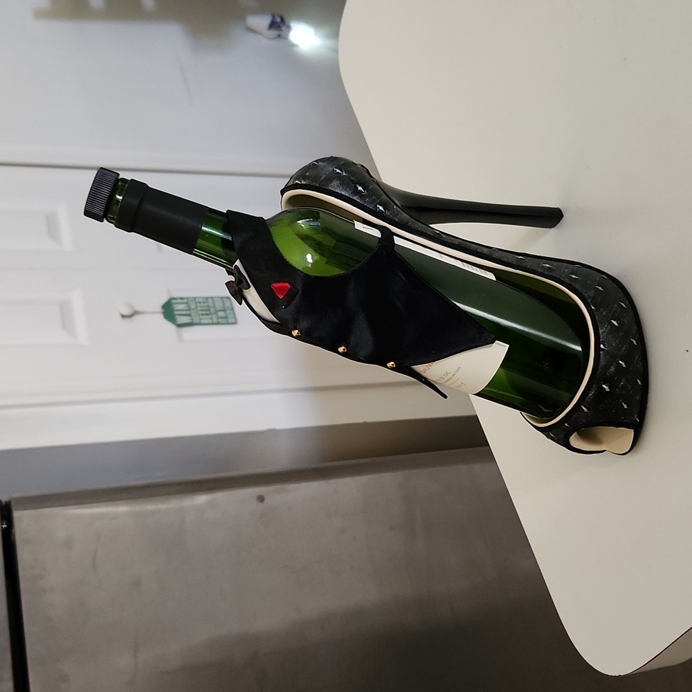 Wine Bottle Holder ~ Black High Heel Stiletto Shoe